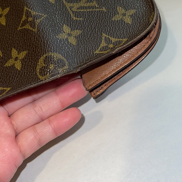 Authentic Vintage Louis Vuitton coin purse - Picture 12 of 17